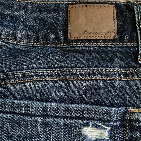 Denim Jeans.  Size 28.  Forever 21 Brand. - Picture 8 of 13